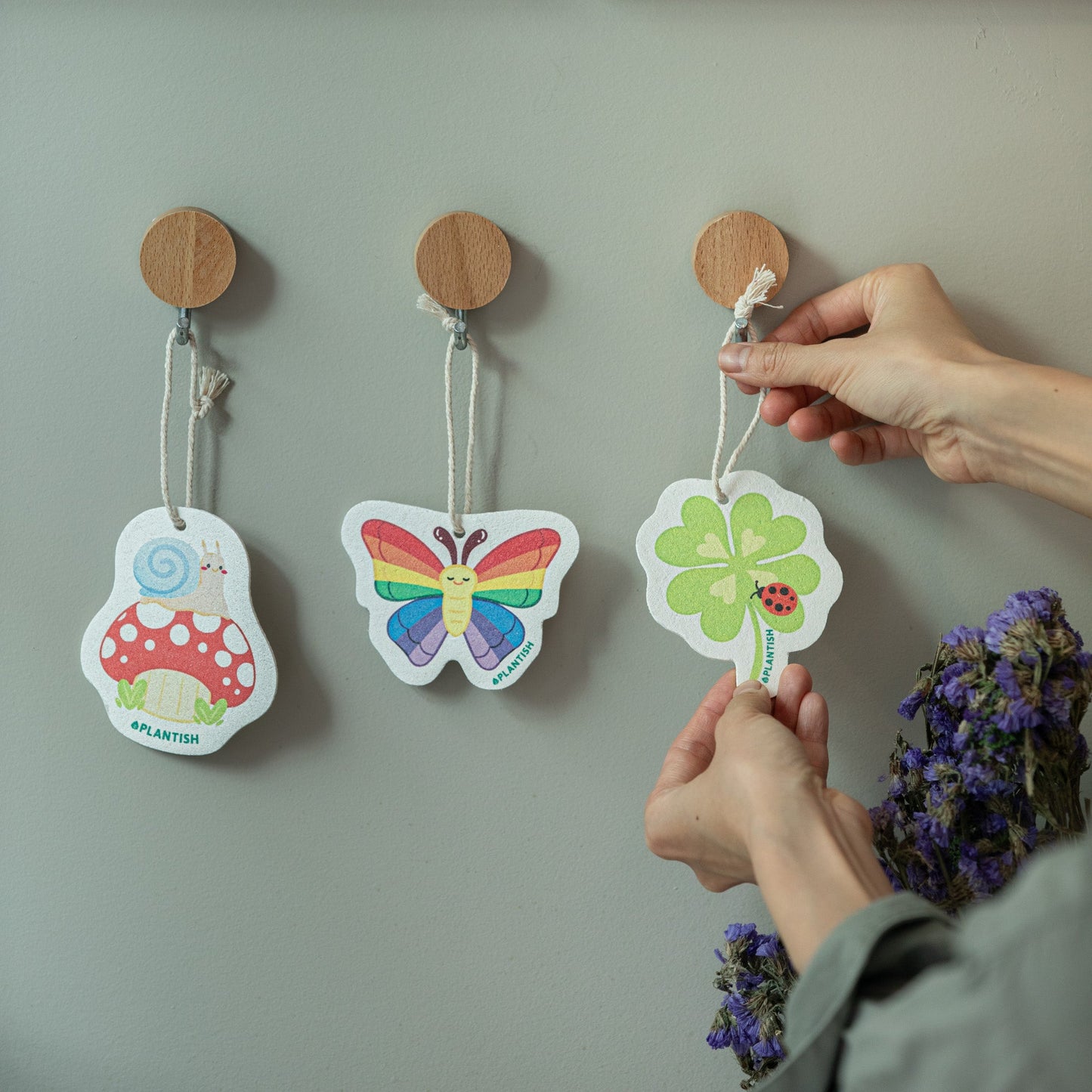 Set of 3 Furry Friends Pop up Sponges + Hook-3